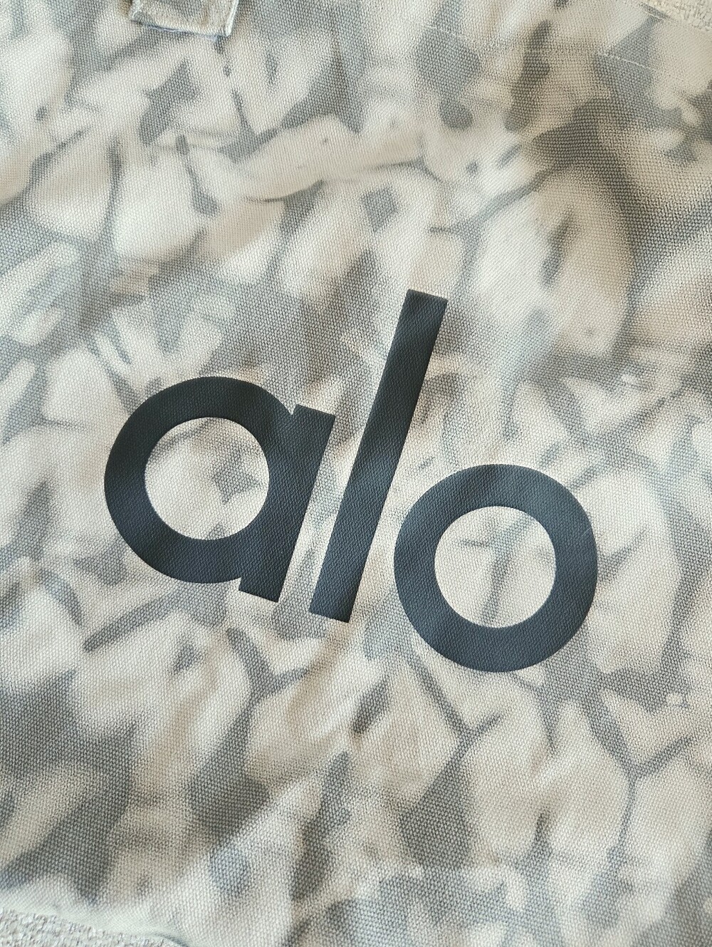 ALO YOGA Iconic Shopper Canvas Tote Bag Gray Tie Dye Large - Picture 2 of 3